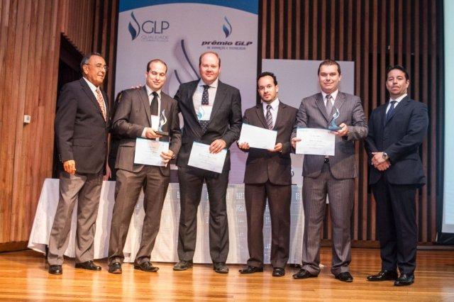 GESTÃO DE COMBUSTÍVEIS DA FROTA ULTRAGAZ